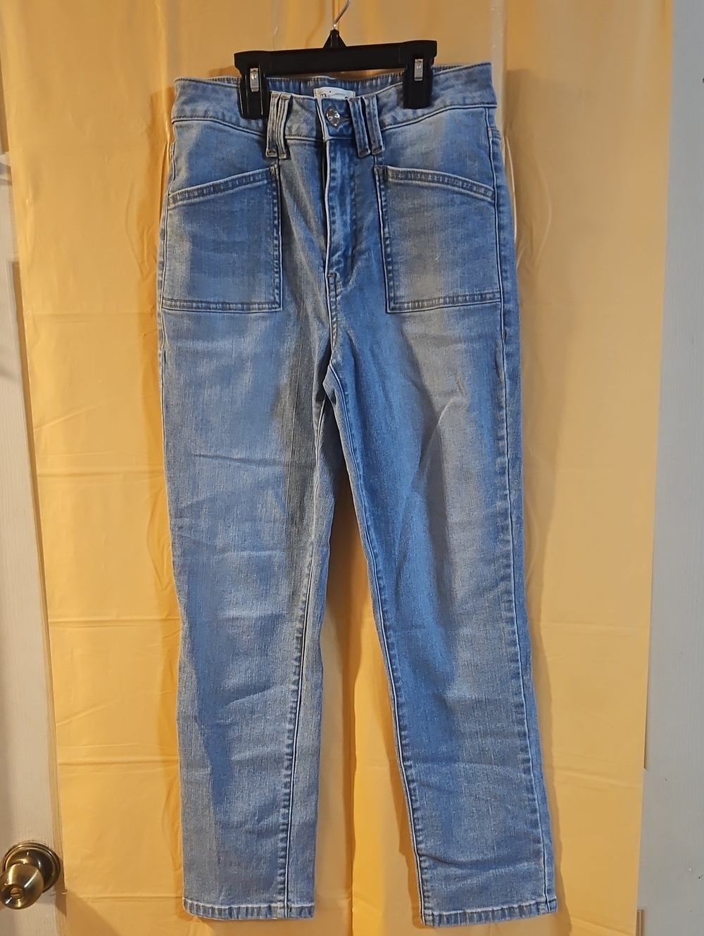M JEANS BY MAURICES HIGH RISE SLIM STRAIGHT ANKLE JEAN: GOOD CONDITION SIZE 4
